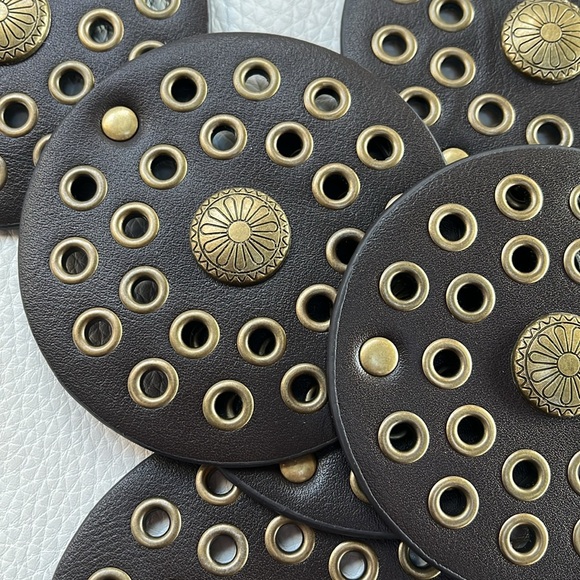 NWT faux leather adjustable belt - Picture 5 of 8